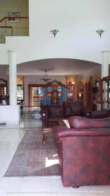 dijual rumah bumi sariwangi