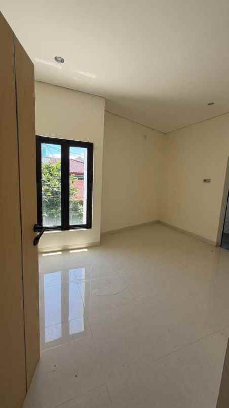 dijual rumah candi gebang