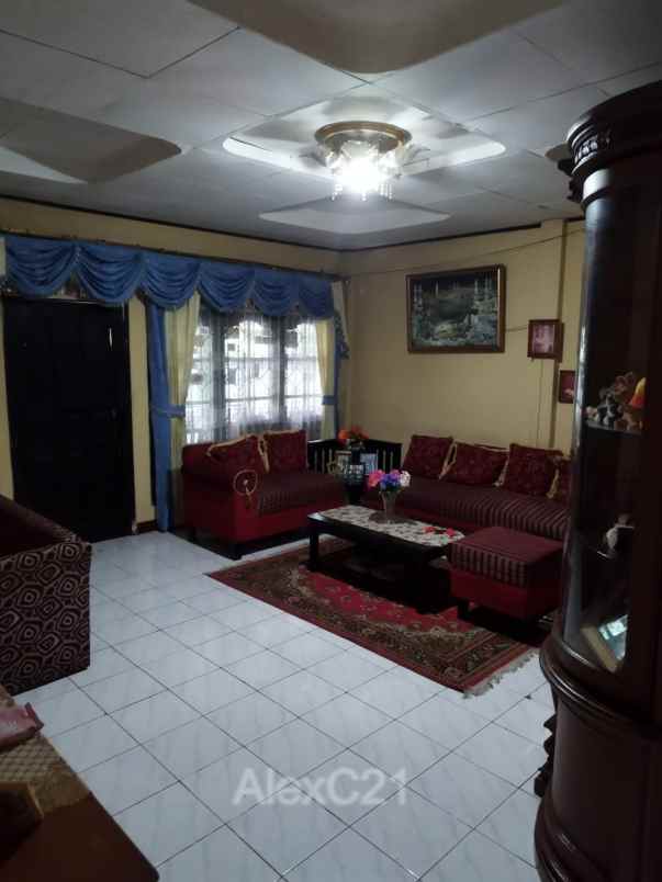 dijual rumah ceger cipayung jakarta timur