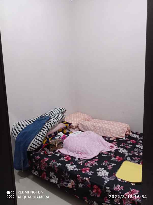 dijual rumah ciateul town house jl