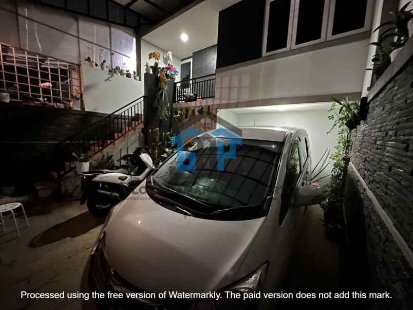 dijual rumah cihanjuang