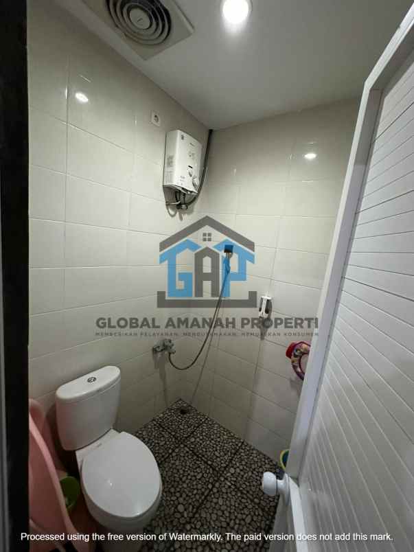 dijual rumah cihanjuang