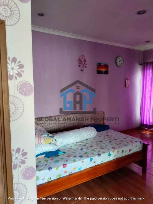 dijual rumah cihanjuang raya