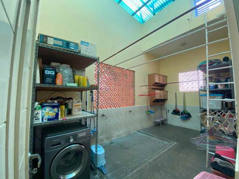 dijual rumah cililitan besar jl udayana