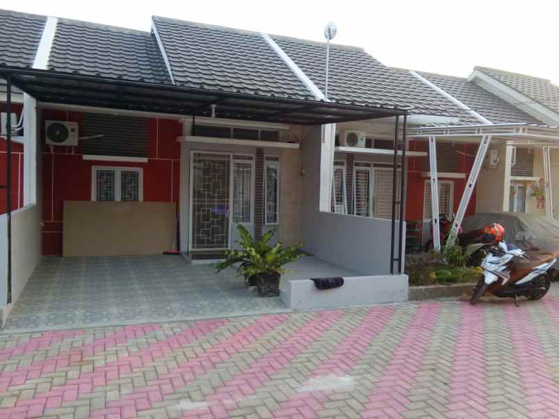 dijual rumah cimuning