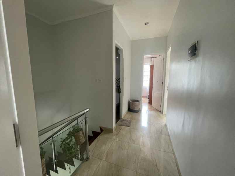 dijual rumah cinere one residence depok city