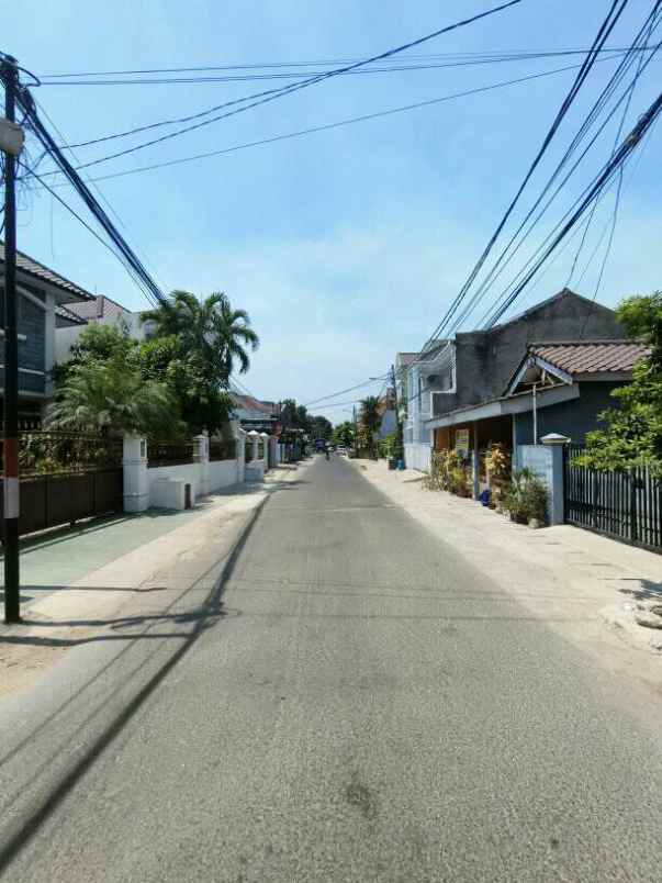 dijual rumah cipayung