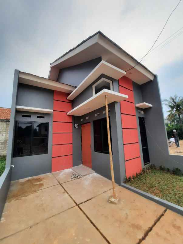 dijual rumah cipayung depok