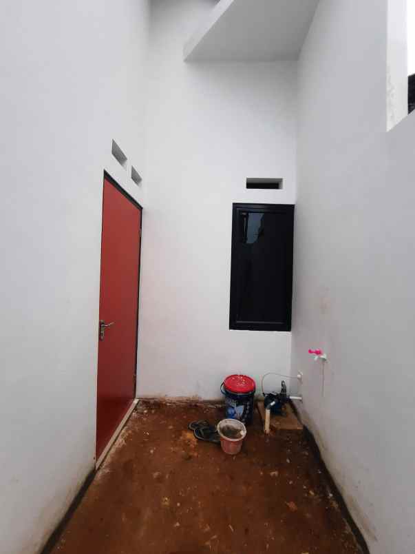 dijual rumah cipayung depok