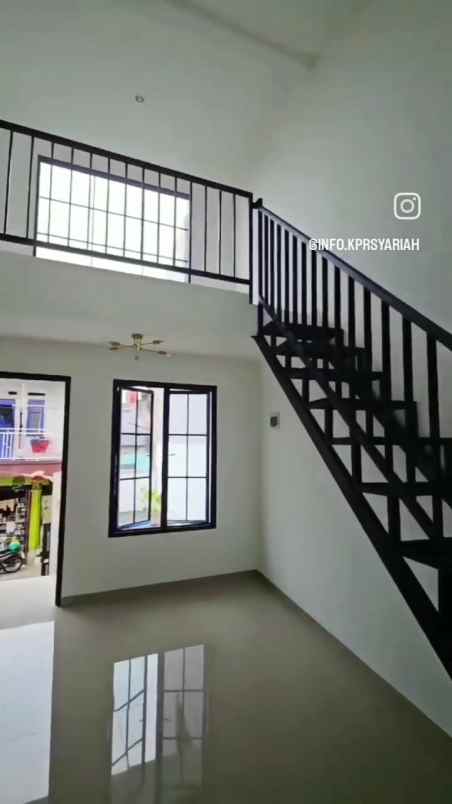 dijual rumah ciracas