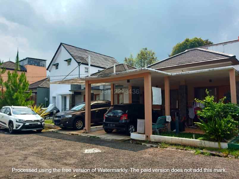 dijual rumah ciwaruga cluster prive