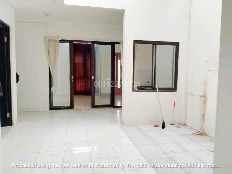 dijual rumah ciwaruga cluster prive