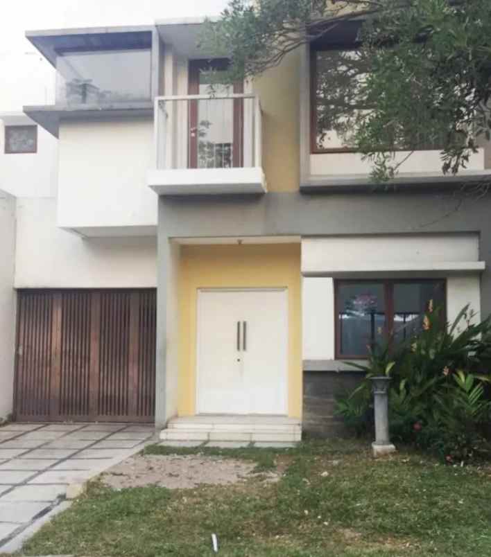 dijual rumah cluster alamanda jgc