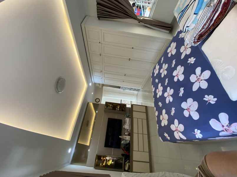 dijual rumah cluster alicante by