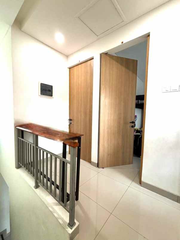 dijual rumah cluster asera nishi