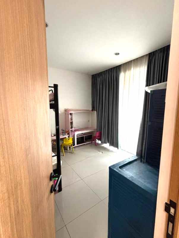 dijual rumah cluster asera nishi