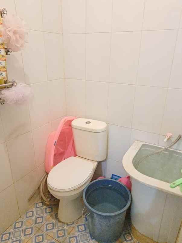dijual rumah cluster bumi tessa