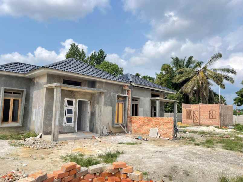 dijual rumah cluster dekat stadion unri