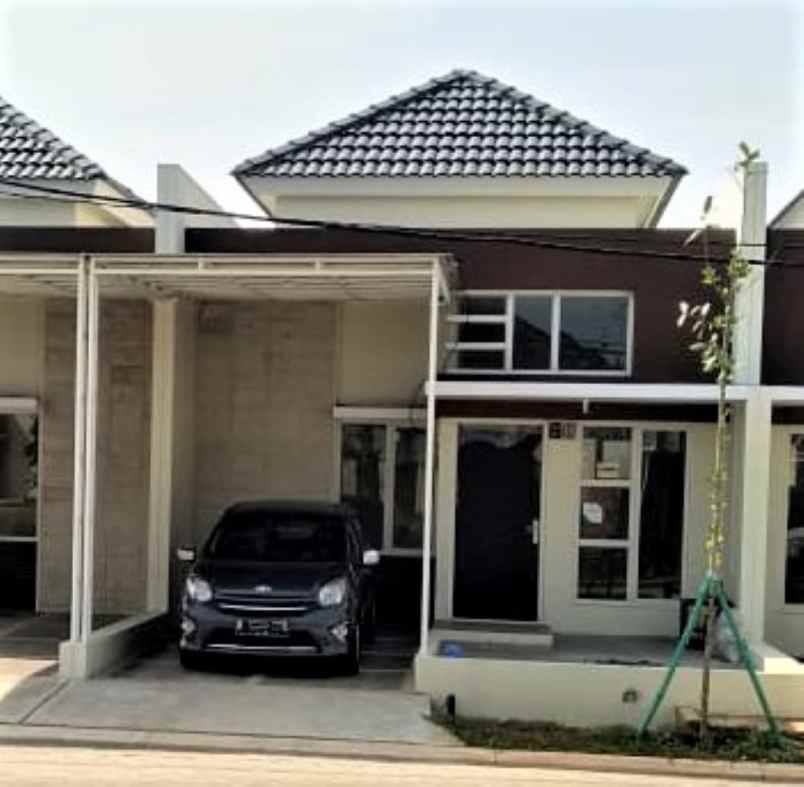 dijual rumah cluster feia perumahan