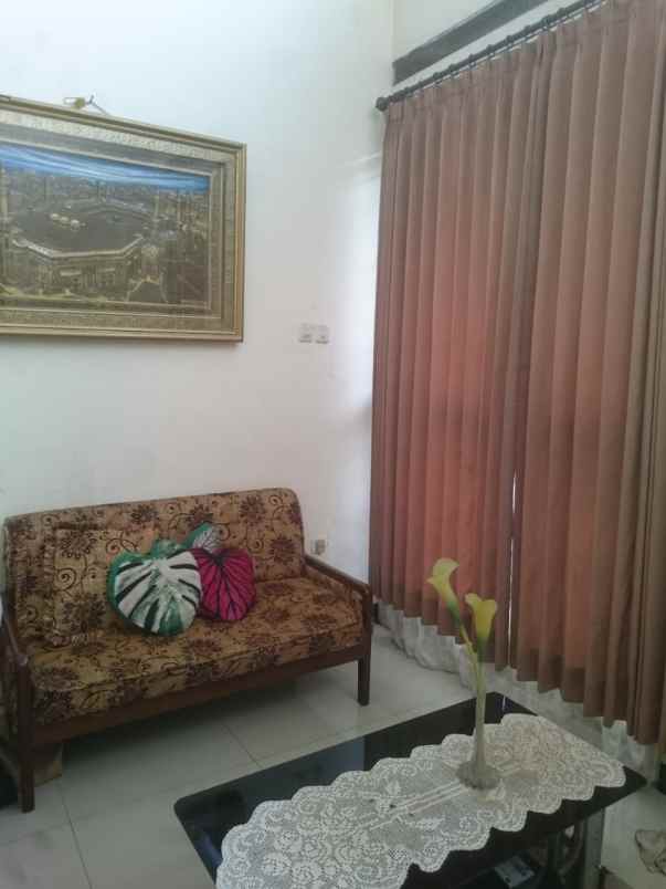 dijual rumah cluster grand devina sawojajar