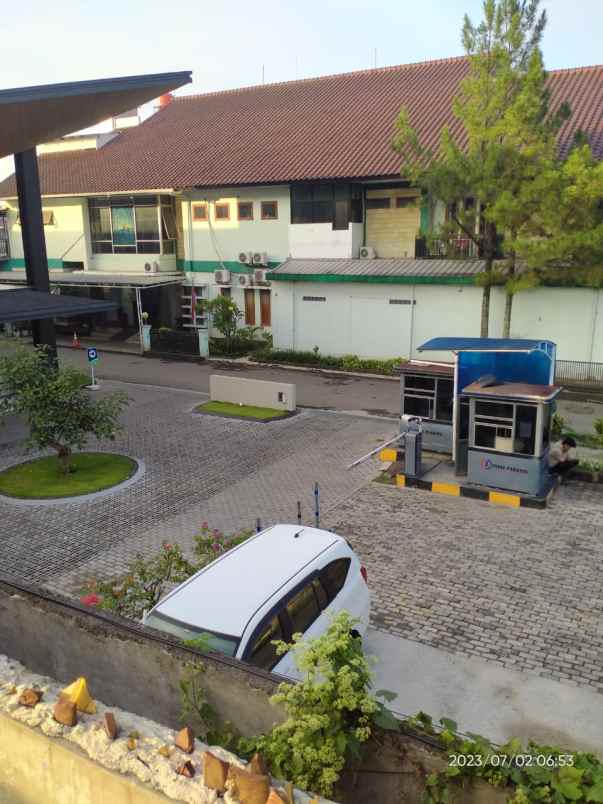 dijual rumah daerah buah batu 1 75m