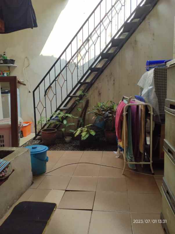 dijual rumah daerah buah batu 1 75m