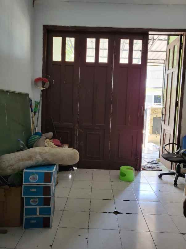 dijual rumah darmo permai