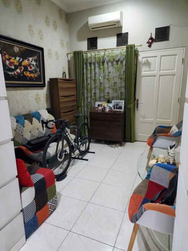 dijual rumah delta raya utara sidoarjo