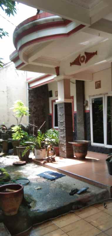 dijual rumah deltasari baru