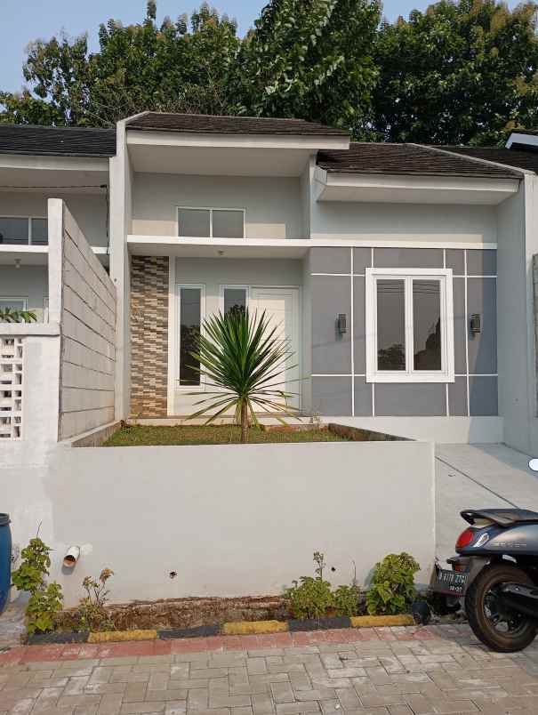 dijual rumah desain minimalis dp 0 di kota depok