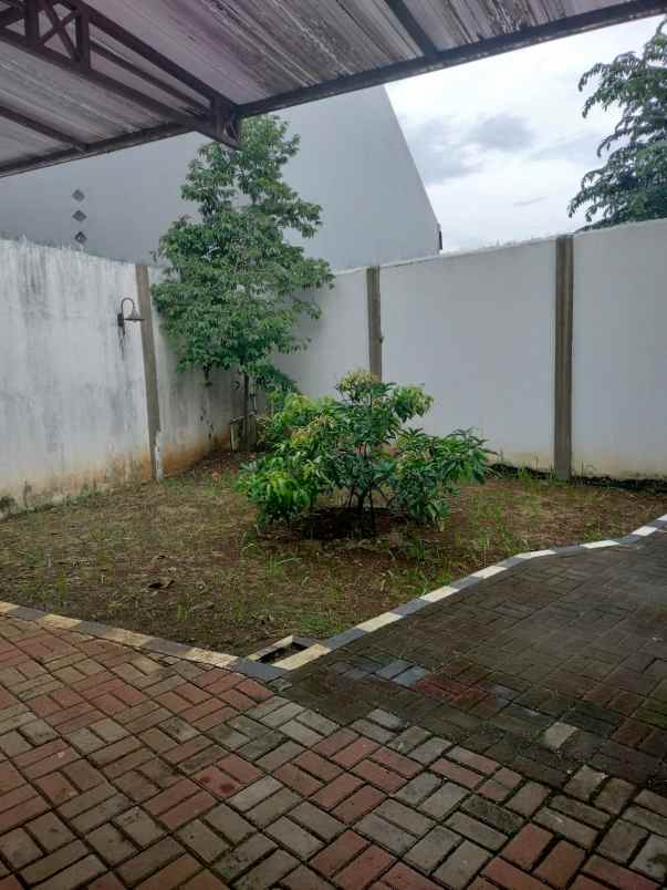 dijual rumah di bukit cimanggu city