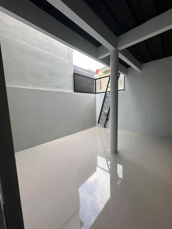 dijual rumah di citragrand cluster greenstone semarang