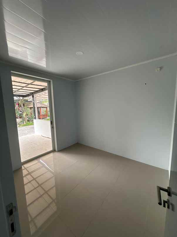 dijual rumah di citragrand cluster greenstone semarang