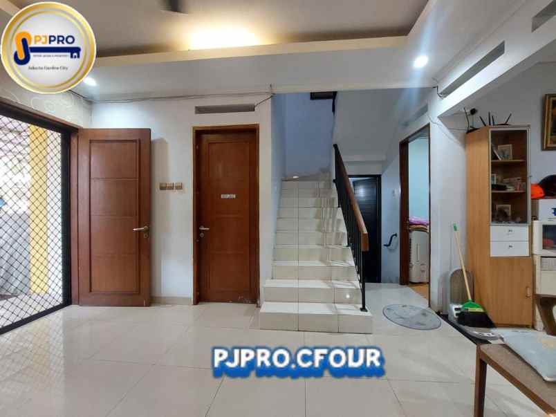 dijual rumah di cluster harmoni harapan