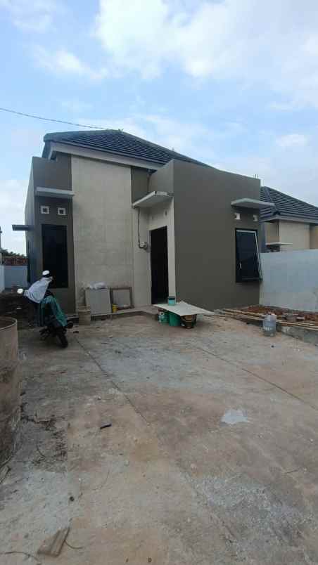 dijual rumah dijual rumah di perum