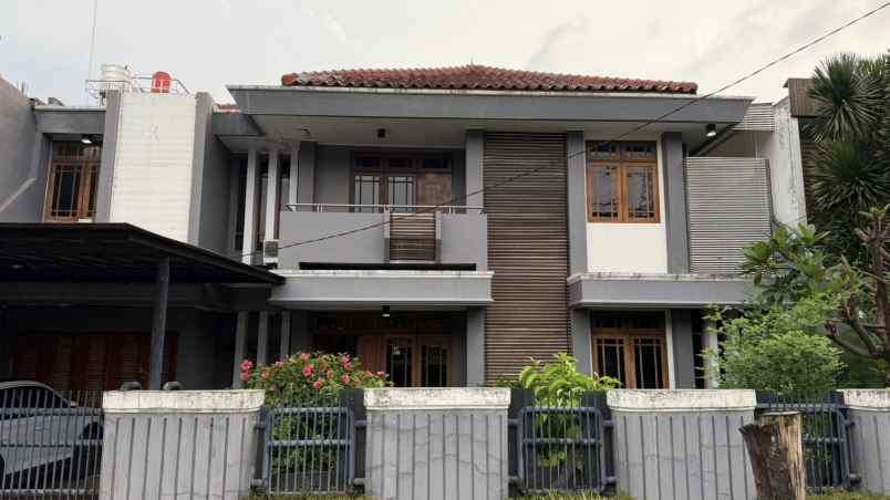 dijual rumah eramas 2000 real estate