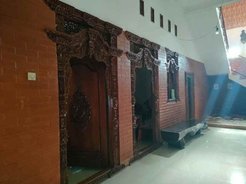 dijual rumah full gebyok rumah kebraon kebraon iv