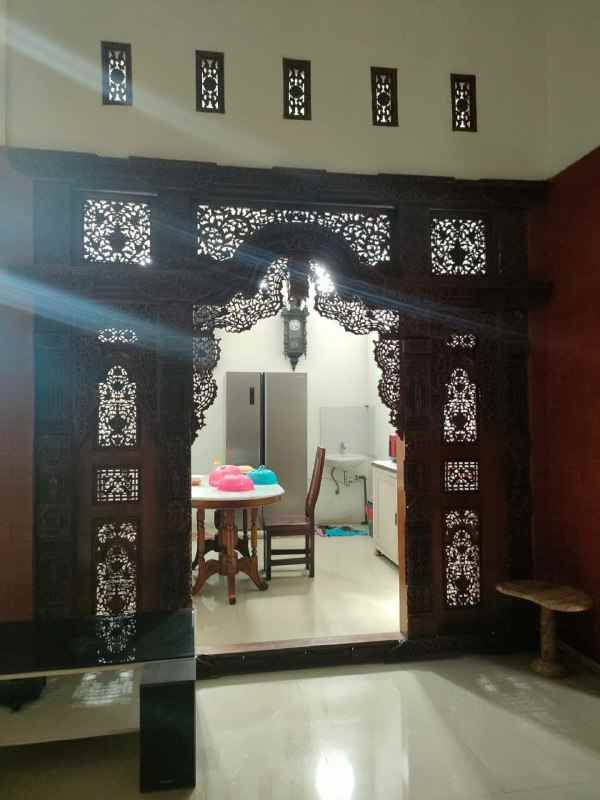 dijual rumah full gebyok rumah kebraon kebraon iv