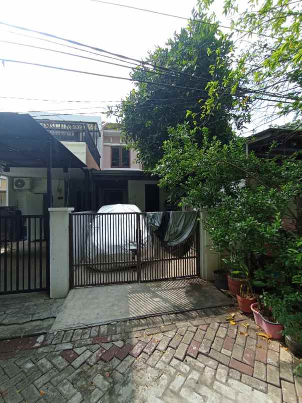 dijual rumah gading arcadia