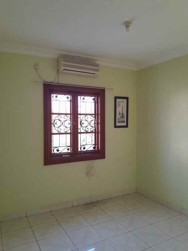 dijual rumah gading pelangi