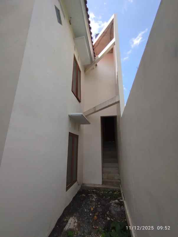 dijual rumah gamping