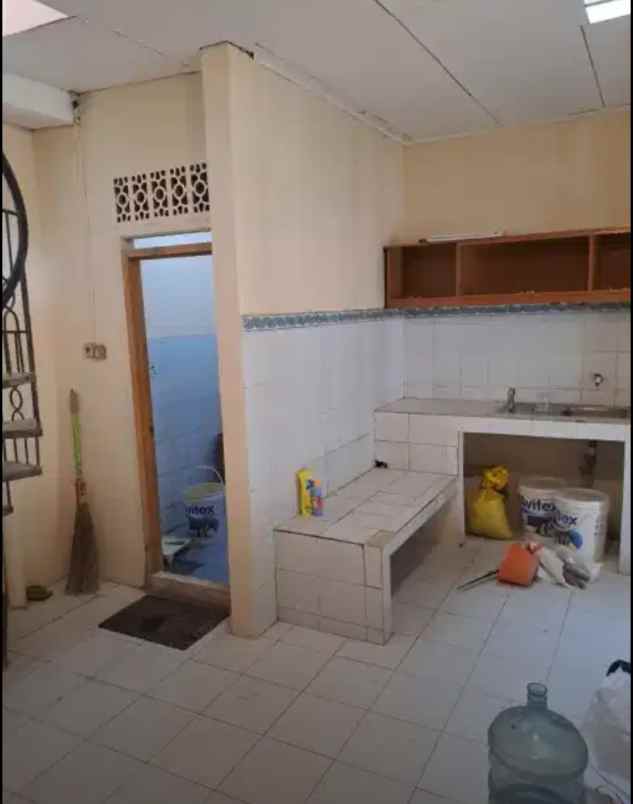 dijual rumah gamprit jatiwaringin jati