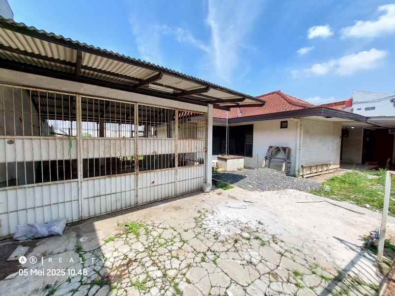 dijual rumah gegerkalong sukasari
