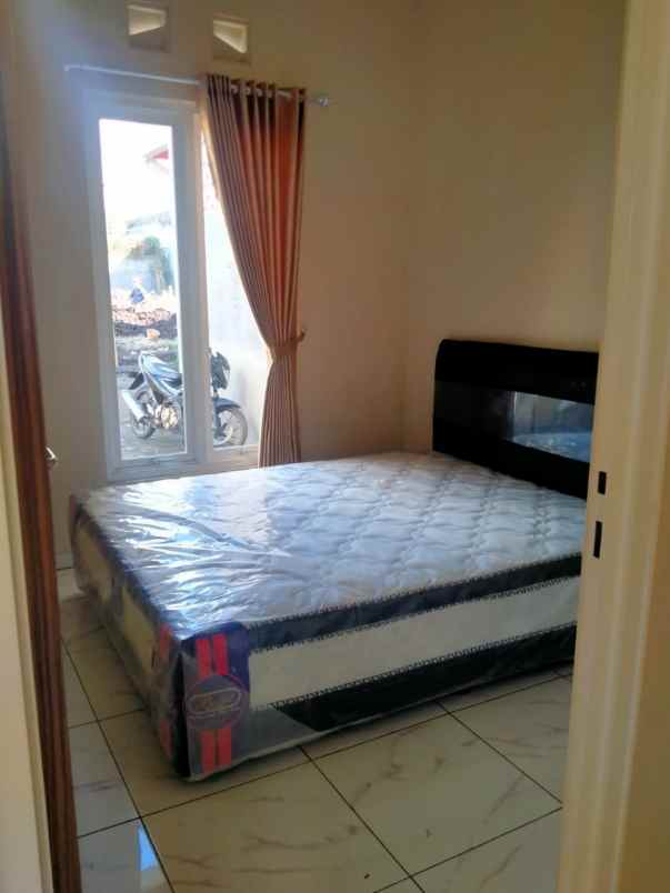 dijual rumah gondorejo batu