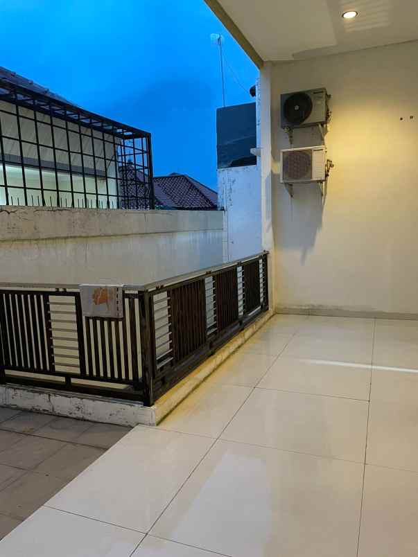 dijual rumah grand harvest