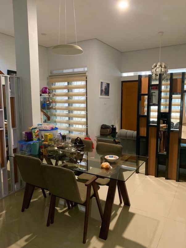 dijual rumah grand panoramic