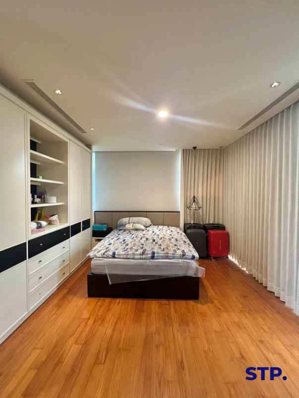 dijual rumah grand peninsula park