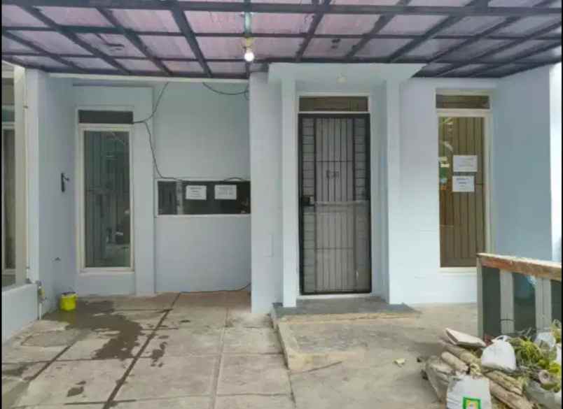 dijual rumah grand pinus regency kota