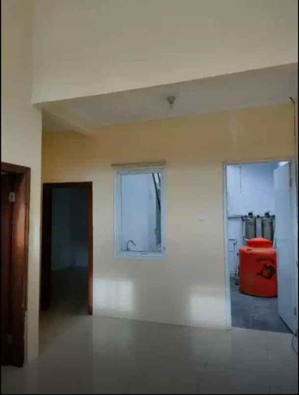 dijual rumah grand pinus regency kota