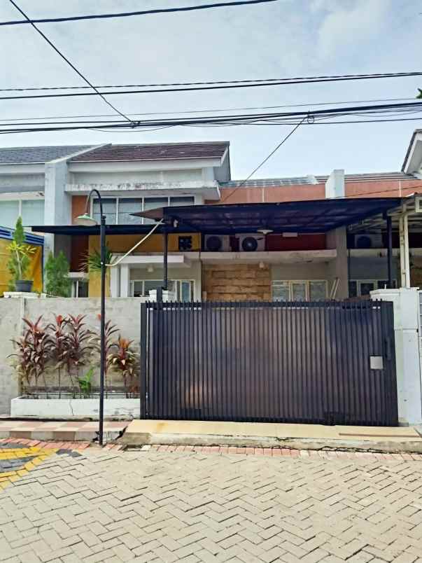 dijual rumah green semanggi osbornia